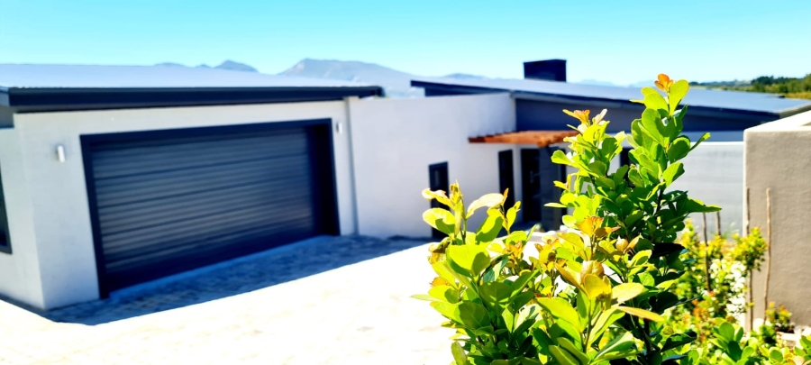 4 Bedroom Property for Sale in Welgelegen Western Cape